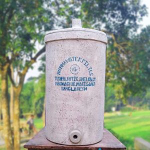 নরমাল ইটার গুড়া মিক্স ওয়াটার ফিল্টার ৩,০০০ টাকা।